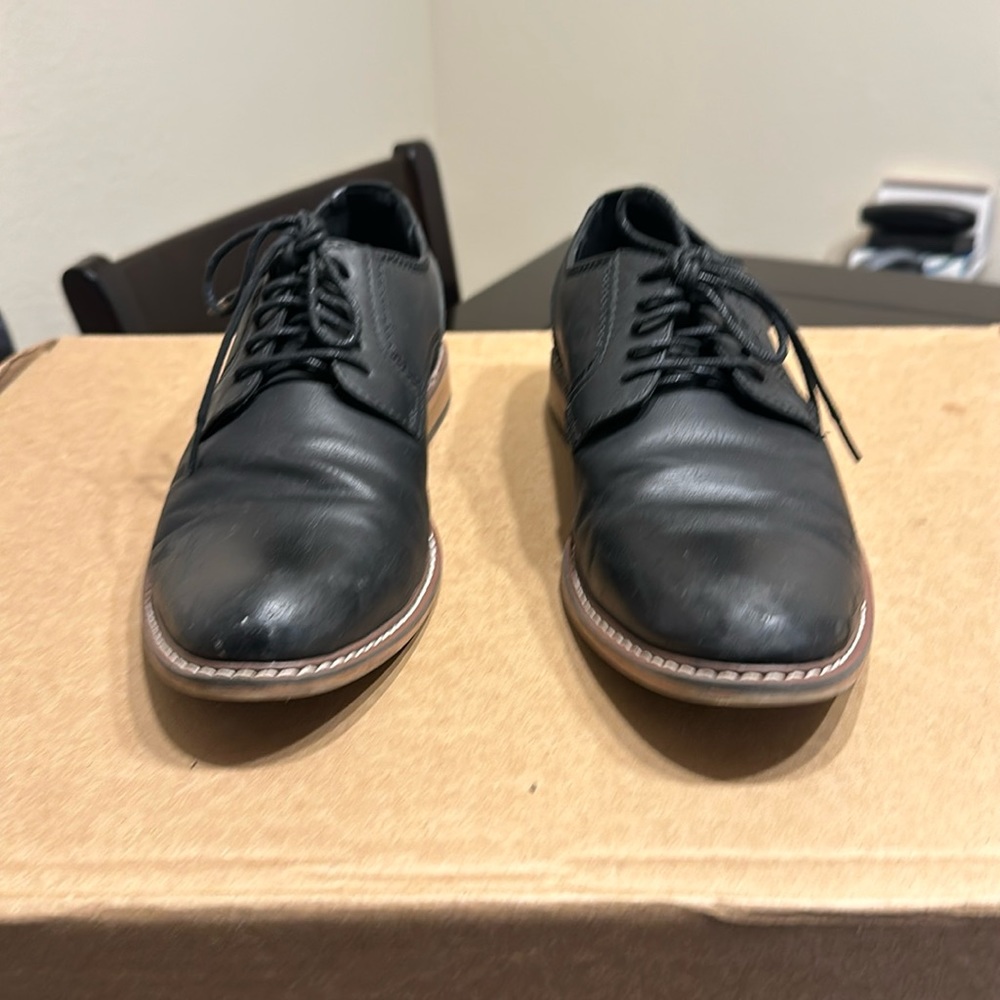 Madden dress shoes